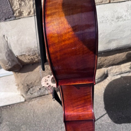 Jay Haide Cello · Antique-Finish – Klassikweltshop.de – Detailansicht 1 | Klassikweltshop