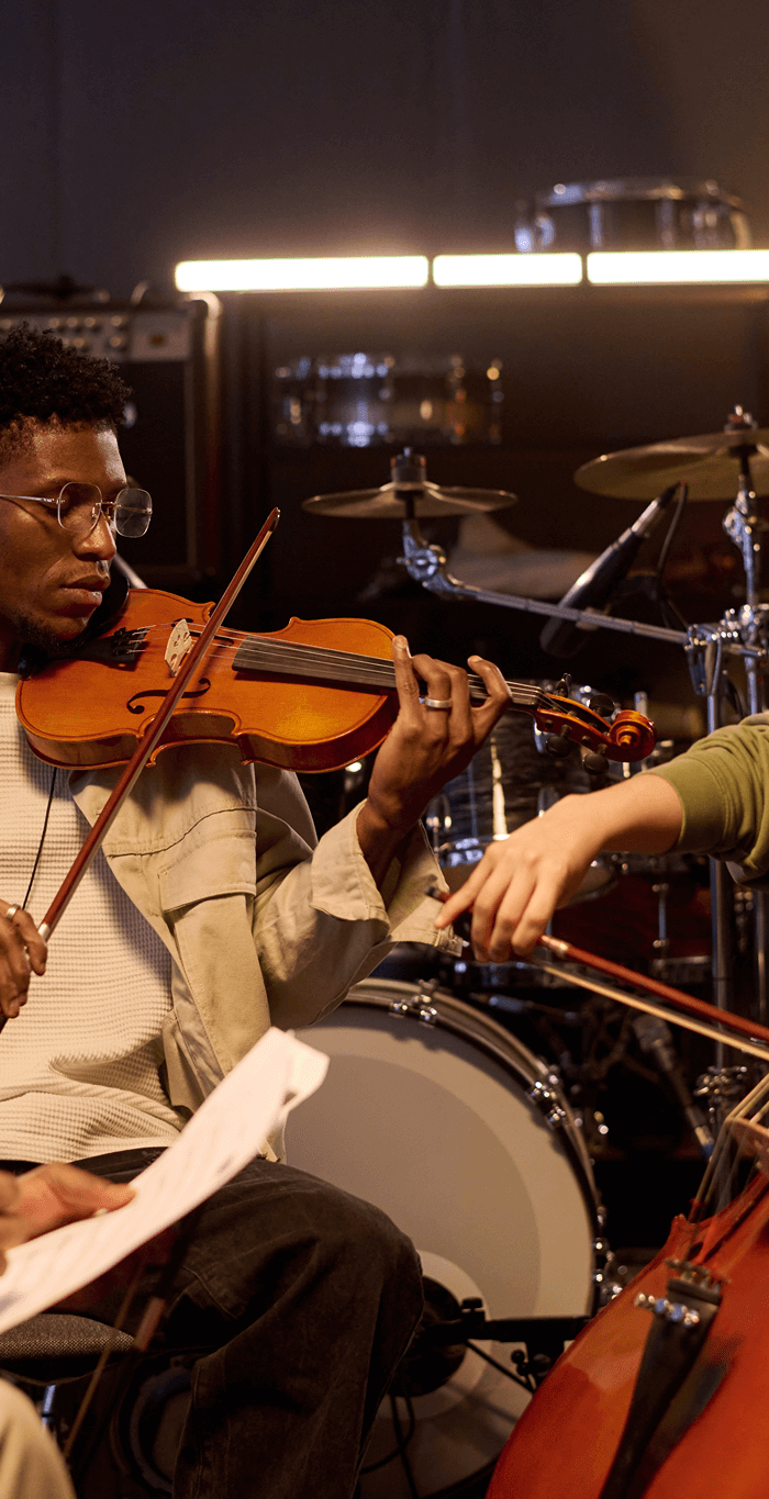 <h1>Der perfekte Rahmen für Ihren Klang.</h1>